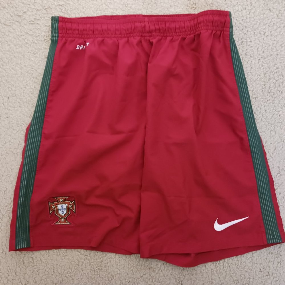 Portugal Euro 2016 Mens Shorts Size M